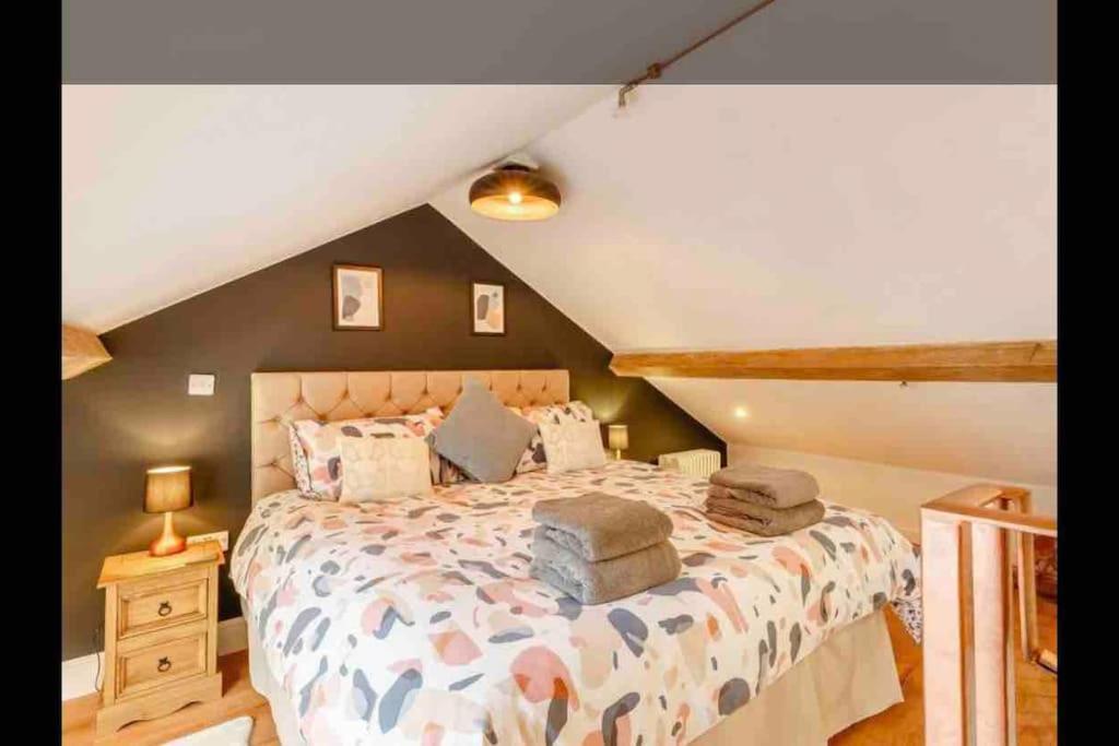 Tank Barn At Brook House, Nestled In The Welsh Hills, A Delightful Retreat Welshpool Exterior foto