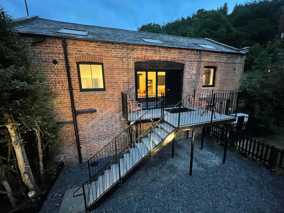 Tank Barn At Brook House, Nestled In The Welsh Hills, A Delightful Retreat Welshpool Exterior foto